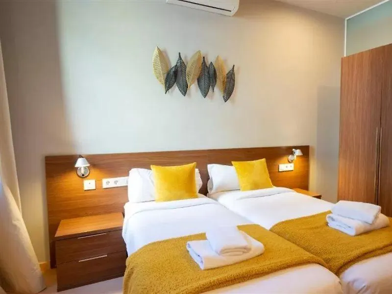 Bonavista Apartments - Eixample Barcelona 0*,  Spain